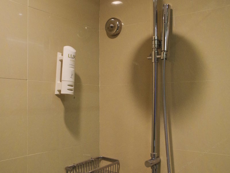 hotelPic