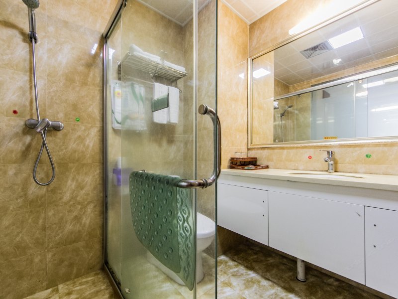 hotelPic