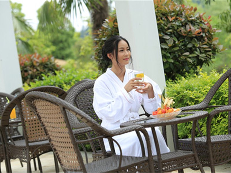 hotelPic