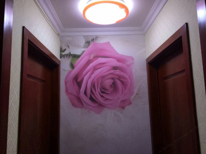 hotelPic