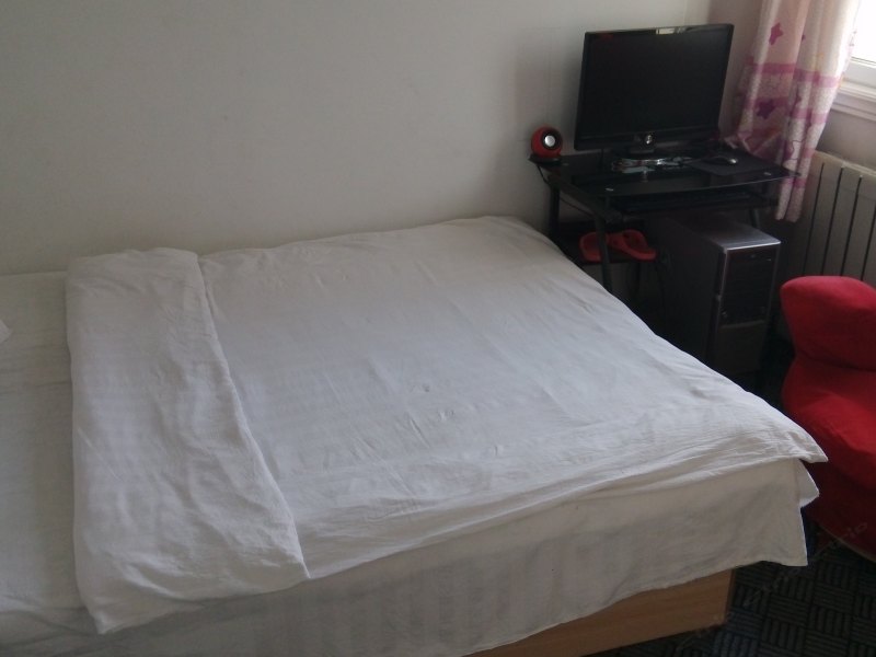 hotelPic