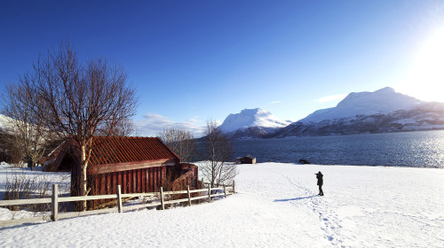 冰岛芬兰机票+当地10日游 全国联运,6人精品小