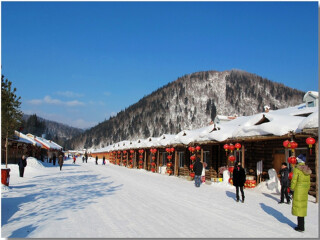 旅游去亞布力雪鄉(xiāng)_亞布力雪鄉(xiāng)自由游價(jià)格多少_亞布力雪鄉(xiāng)最佳旅游路線