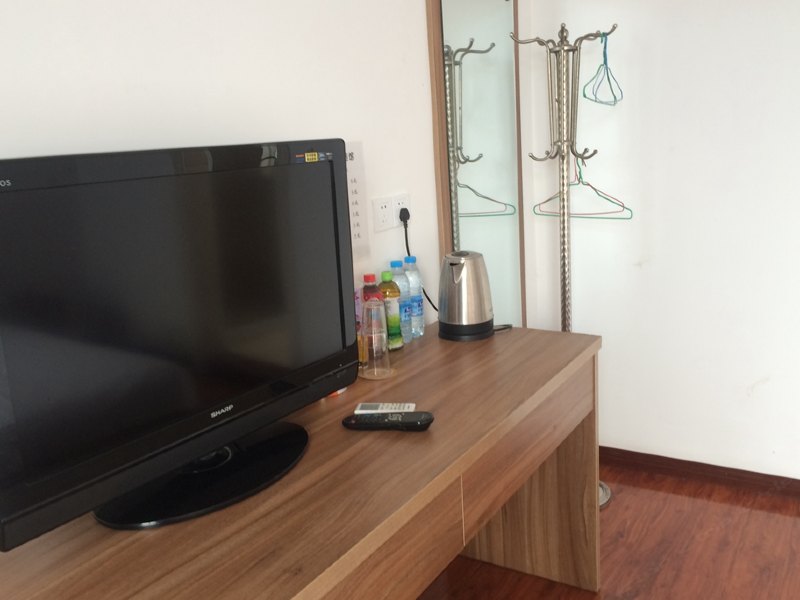 hotelPic
