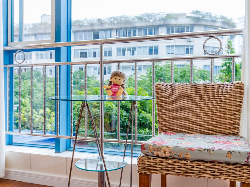 hotelPic