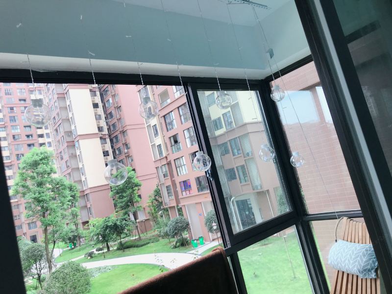 hotelPic