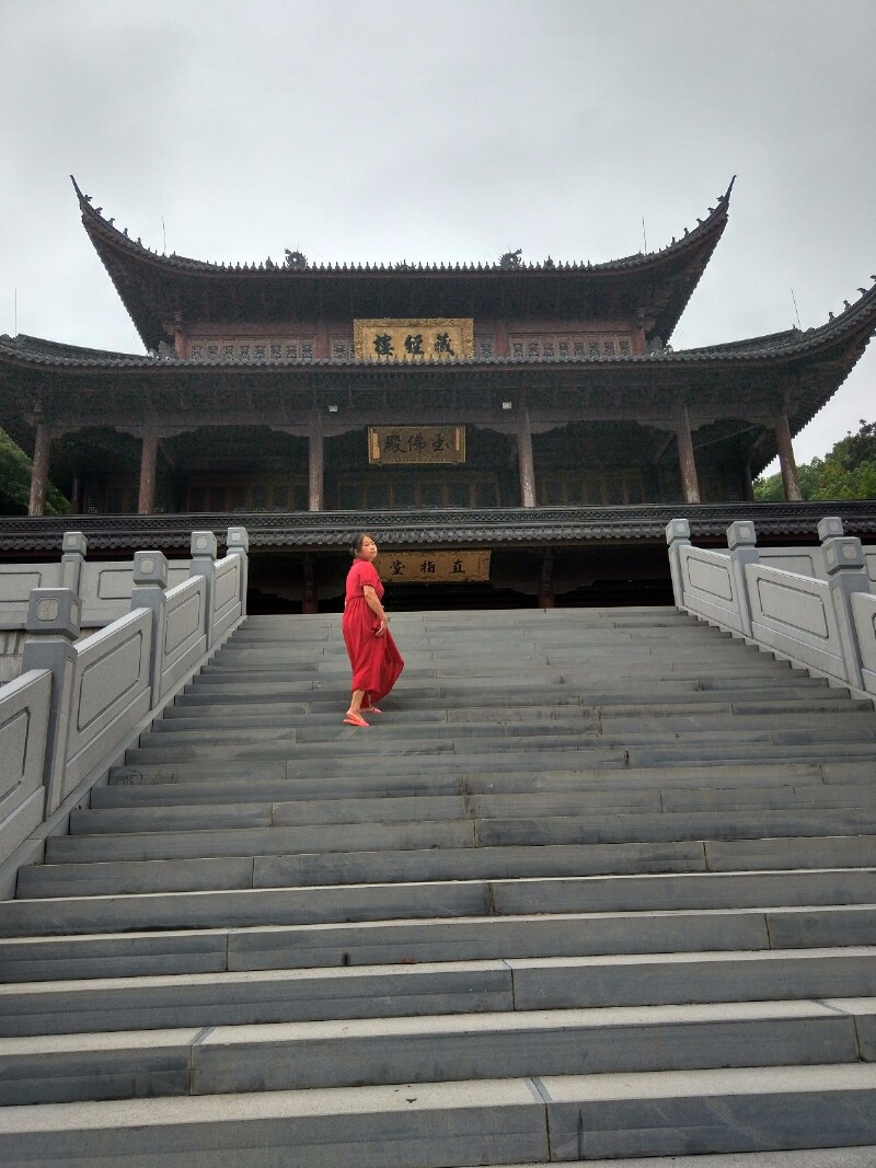1天在普陀长寿禅寺听佛语喃喃玩法