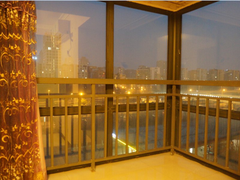 hotelPic