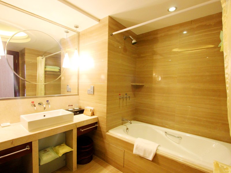 hotelPic
