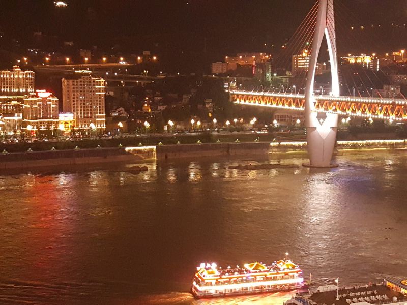重庆渝见-勒是雾都咫尺洪崖洞江景小筑复式(长江滨江路店)