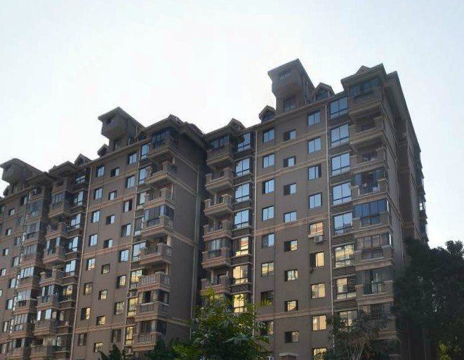 厦门大学陋室铭学生背包驿站(厦门枋湖店)