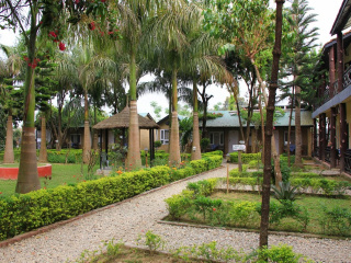 至尼泊尔跟团旅游_尼泊尔7天旅游_尼泊尔旅游多少钱跟团费