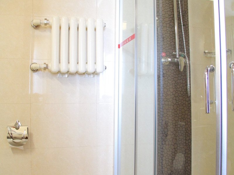 hotelPic