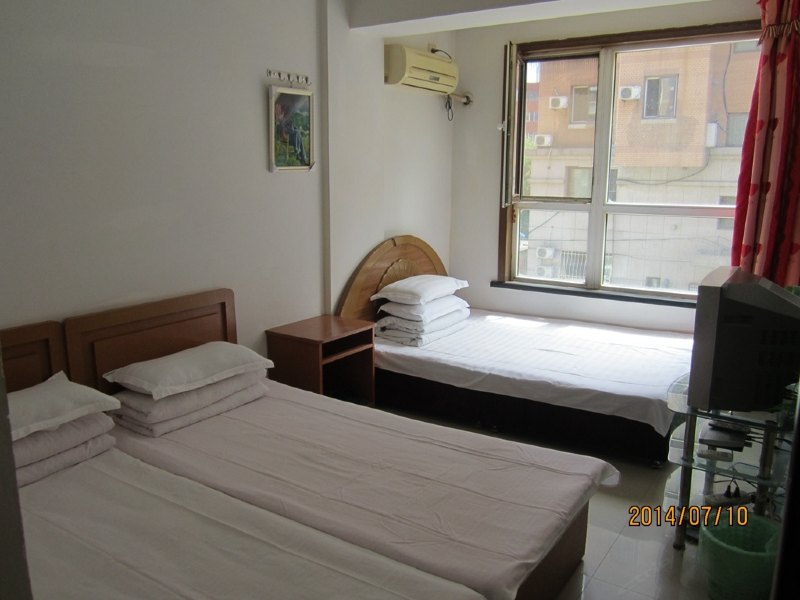 hotelPic