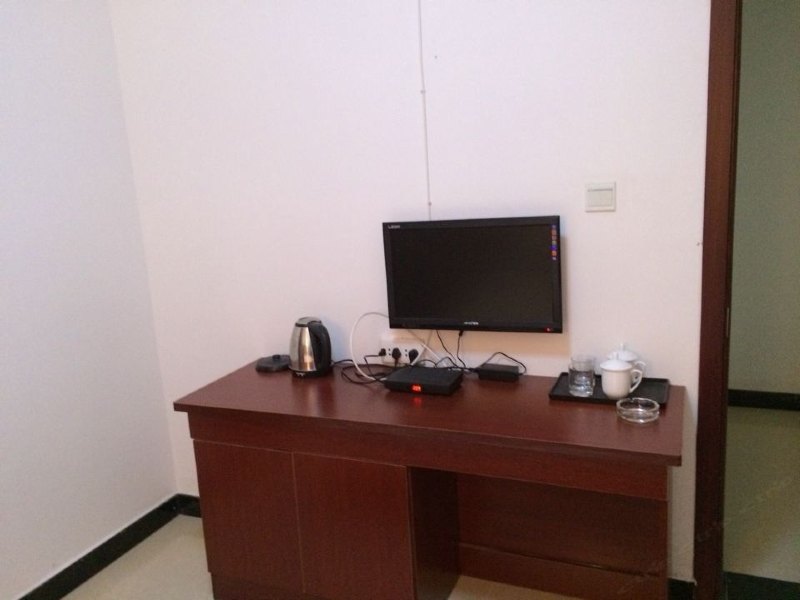 hotelPic