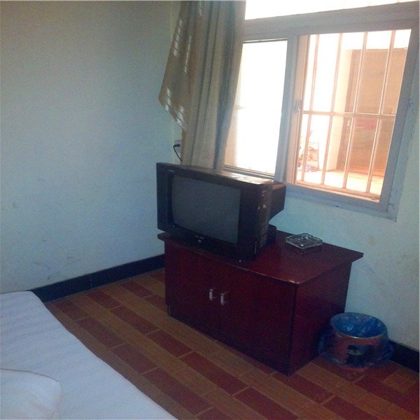 hotelPic