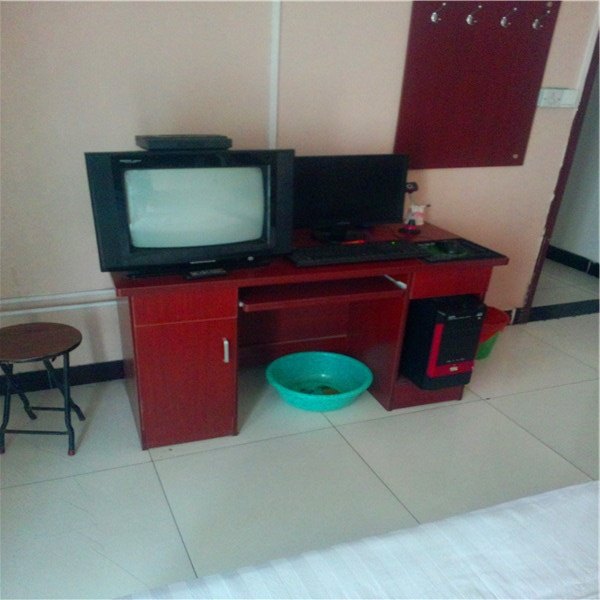 hotelPic