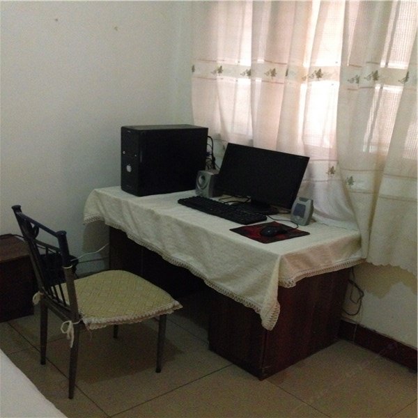 hotelPic