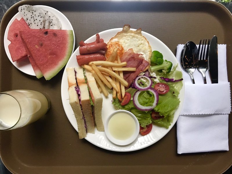 hotelPic