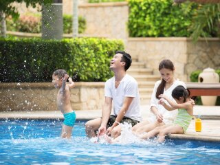 海南三亞自由行旅游團(tuán)_海南三亞旅游報(bào)價(jià)_海南三亞自由行還是跟團(tuán)好