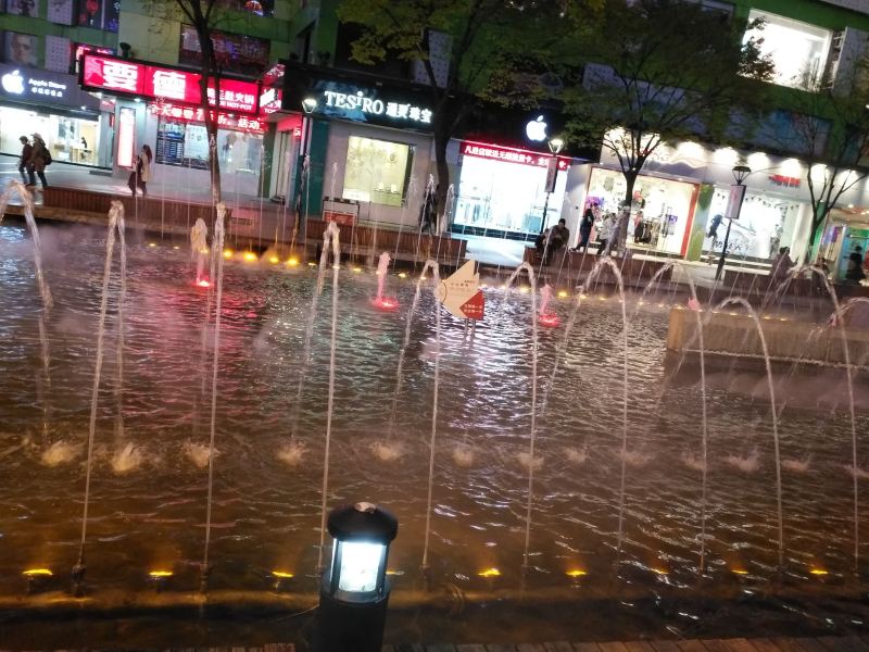 苏州word民宿(爱河桥路分店)