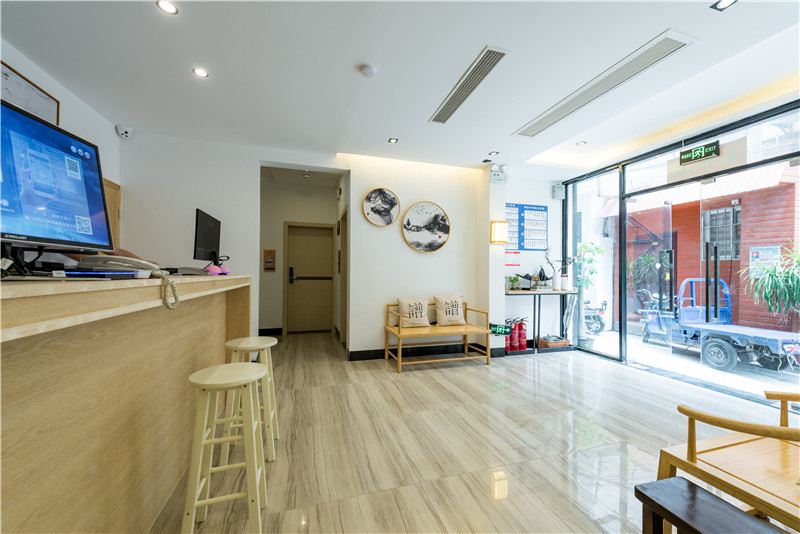 酒店大堂