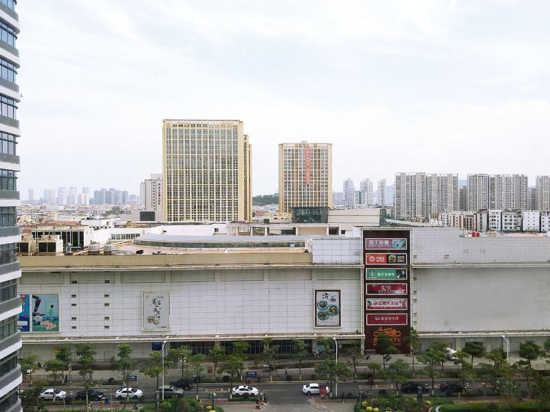 厦门青小果民宿