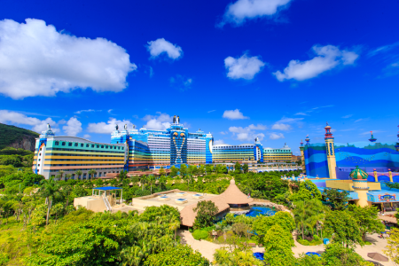 [国庆]<广州长隆-珠海长隆半自助4日游>2晚长隆酒店，1晚企鹅酒店，含大马戏，私家小团，享198元自助午餐，9/30前送水上乐园
