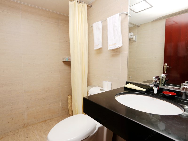 hotelPic