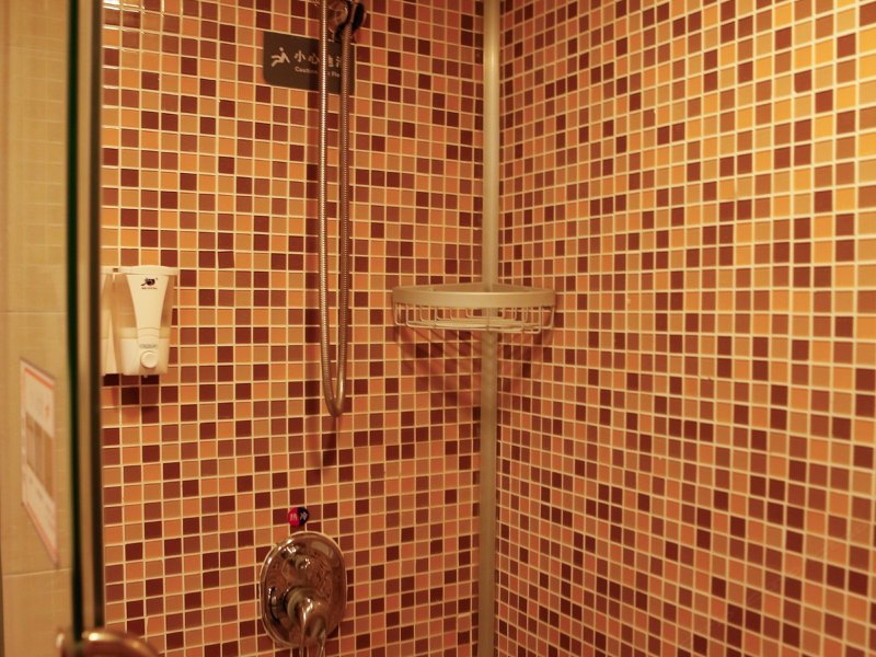 hotelPic