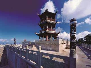 海南三亞特價(jià)旅游團(tuán)報(bào)價(jià)_去海南三亞游怎么省錢_旅游去海南三亞