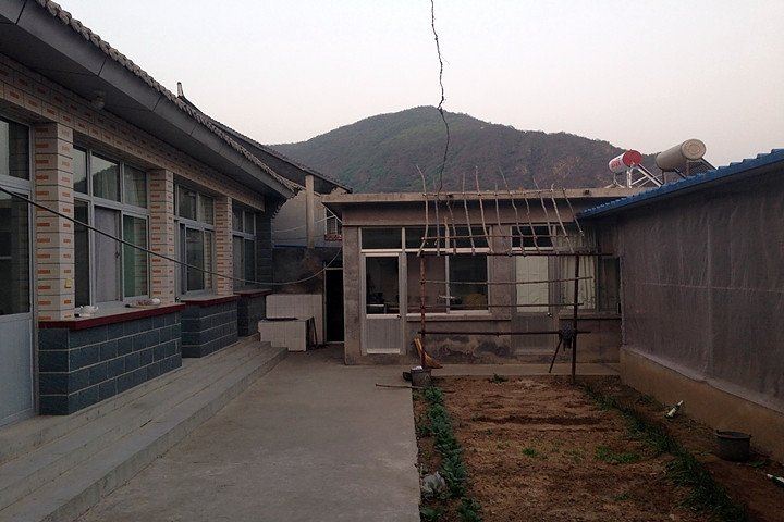 北京响水湖岭吧农家院