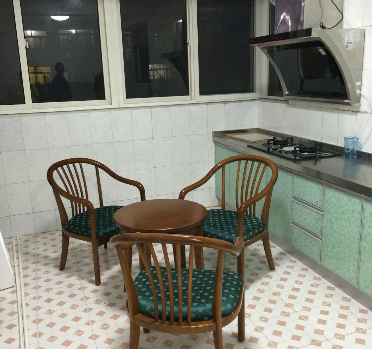 金沙滩公寓(青岛啤酒节会场店)(原中国石油大学店)