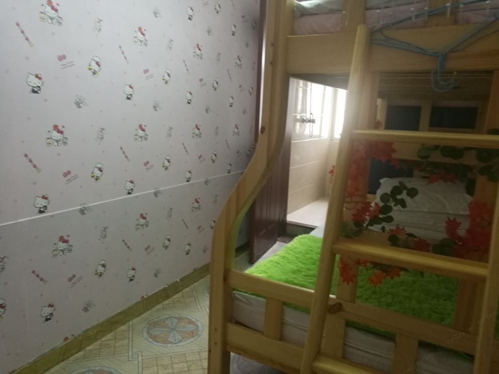 时尚子母床房