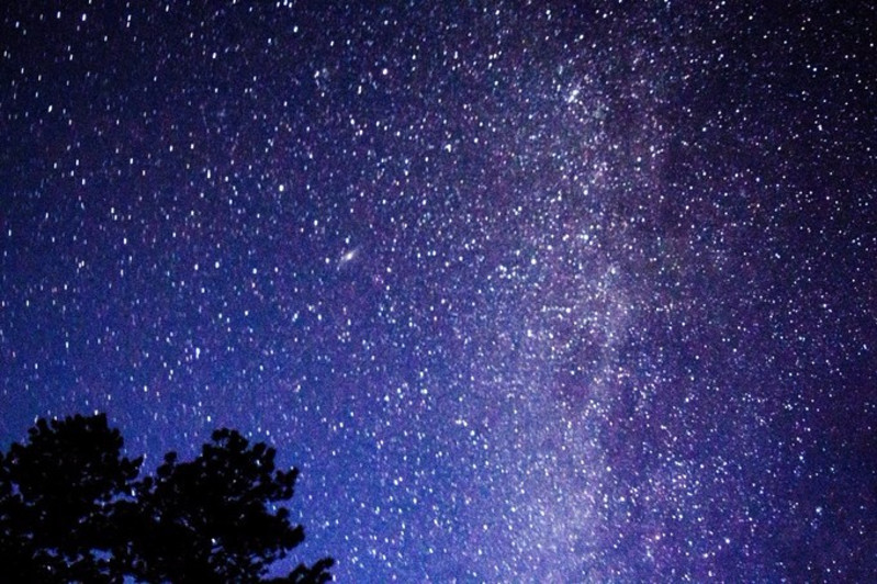 在布拉斯峡谷公园这里拍了漫天星空.