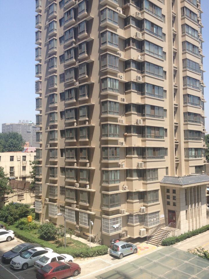 西遇青年公寓(西安小寨店)