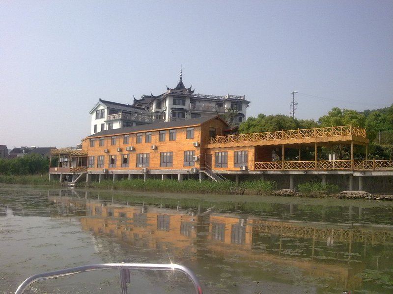 苏州得月阁湖景度假别墅农庄
