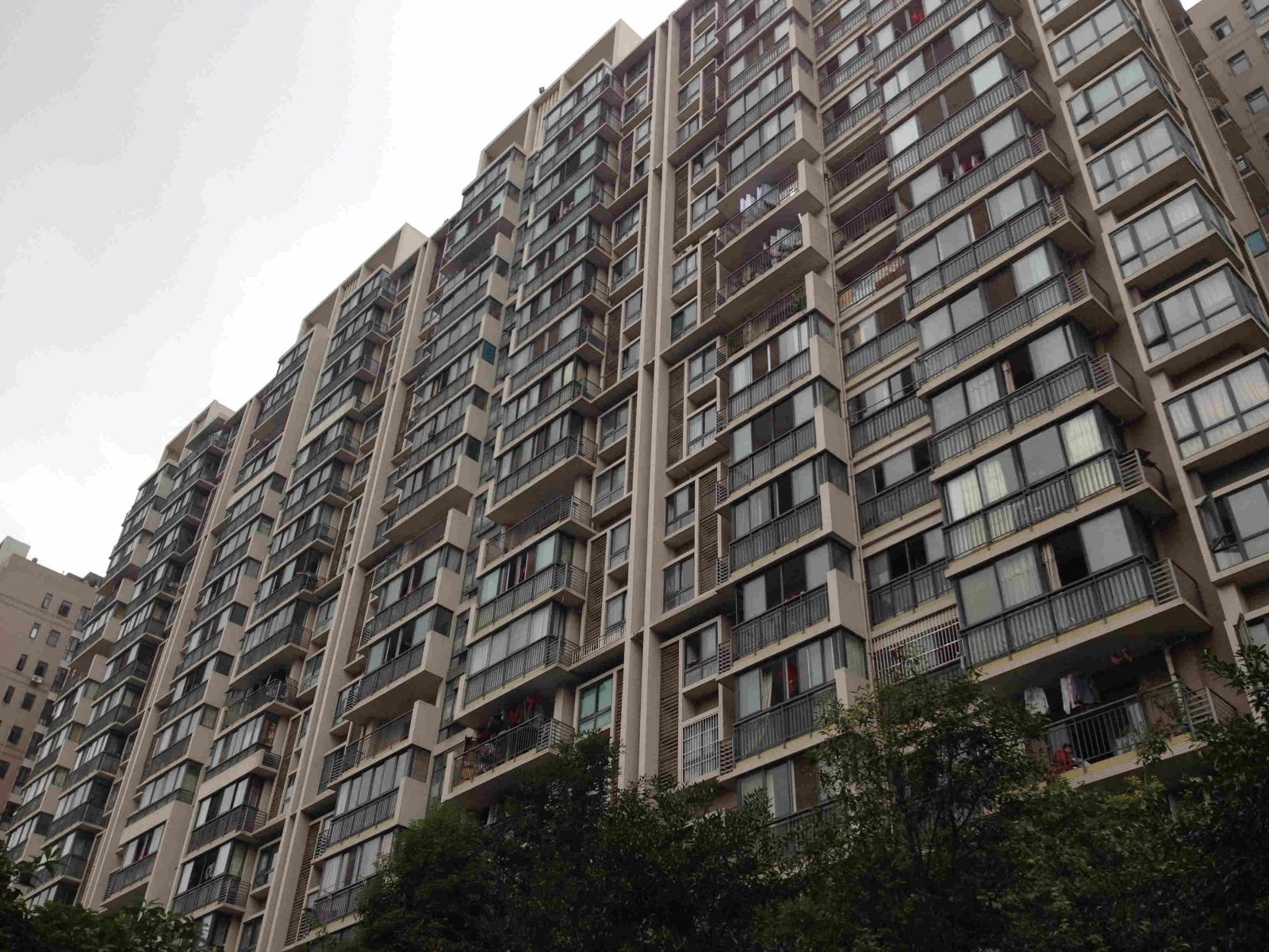 成都辉宏公寓