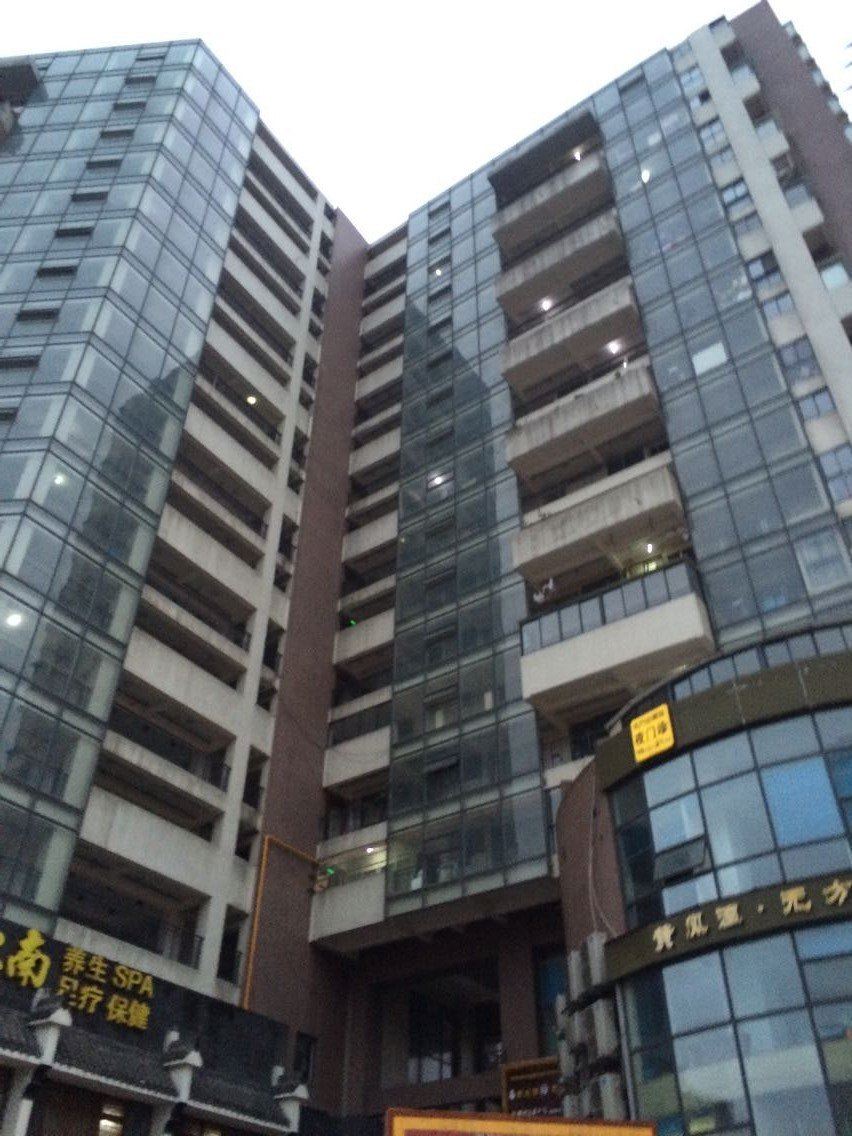 晓岑家庭公寓(成都蜀汉路店)