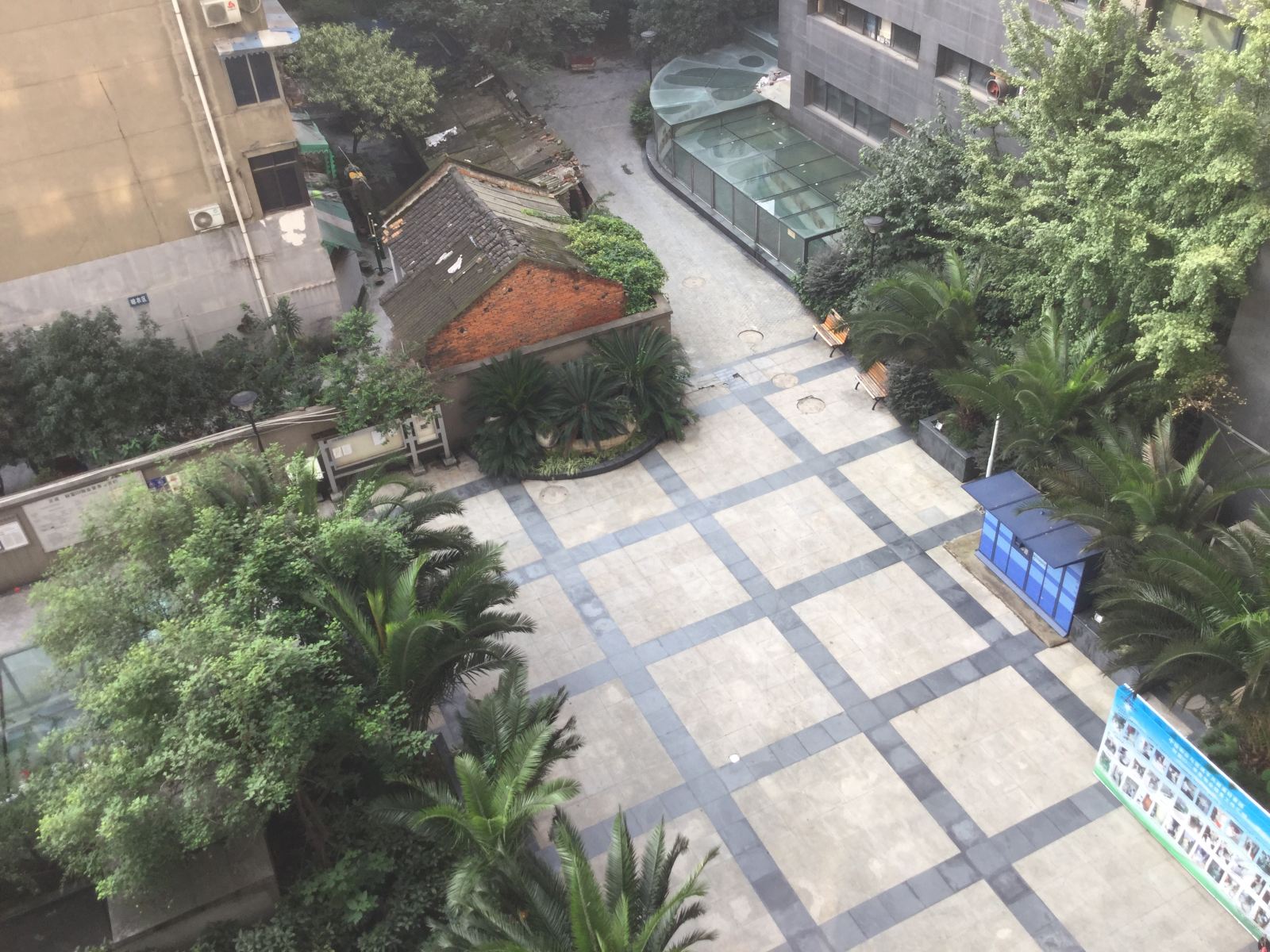 成都大象精品主题公寓酒店