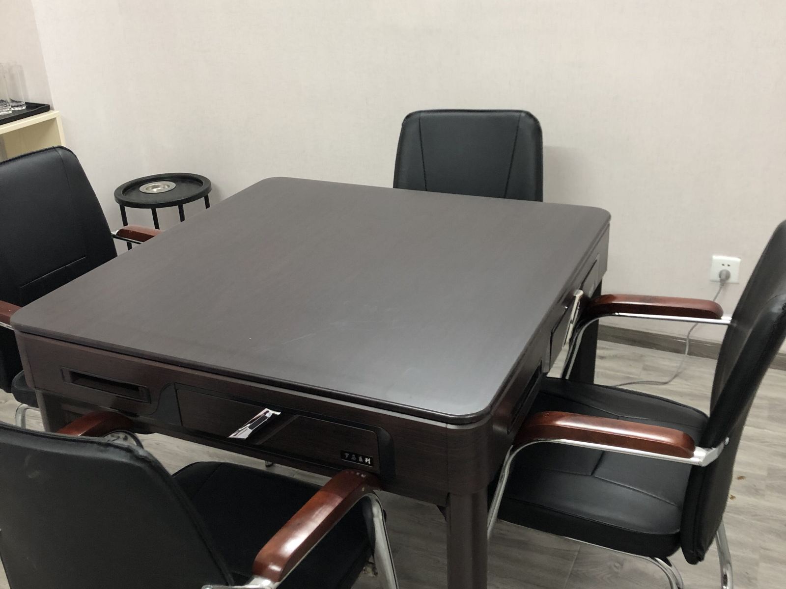 棋牌房