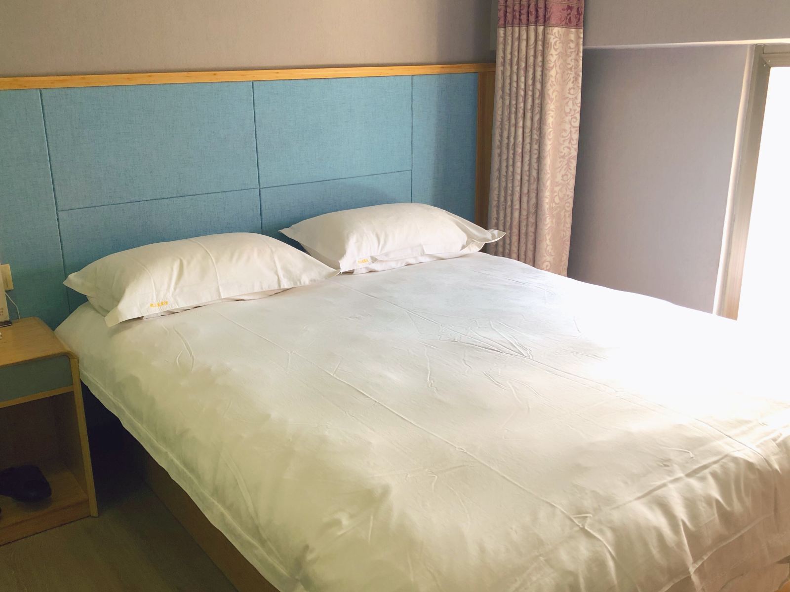 舒适大床房