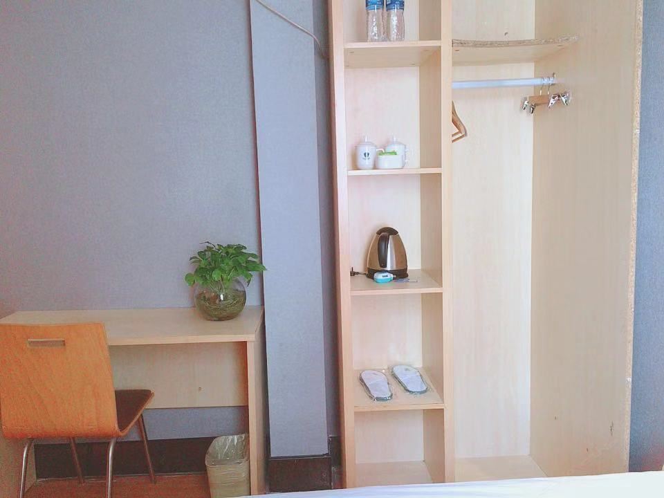 商务大床房