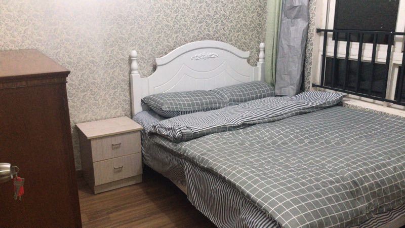 阳光大床房