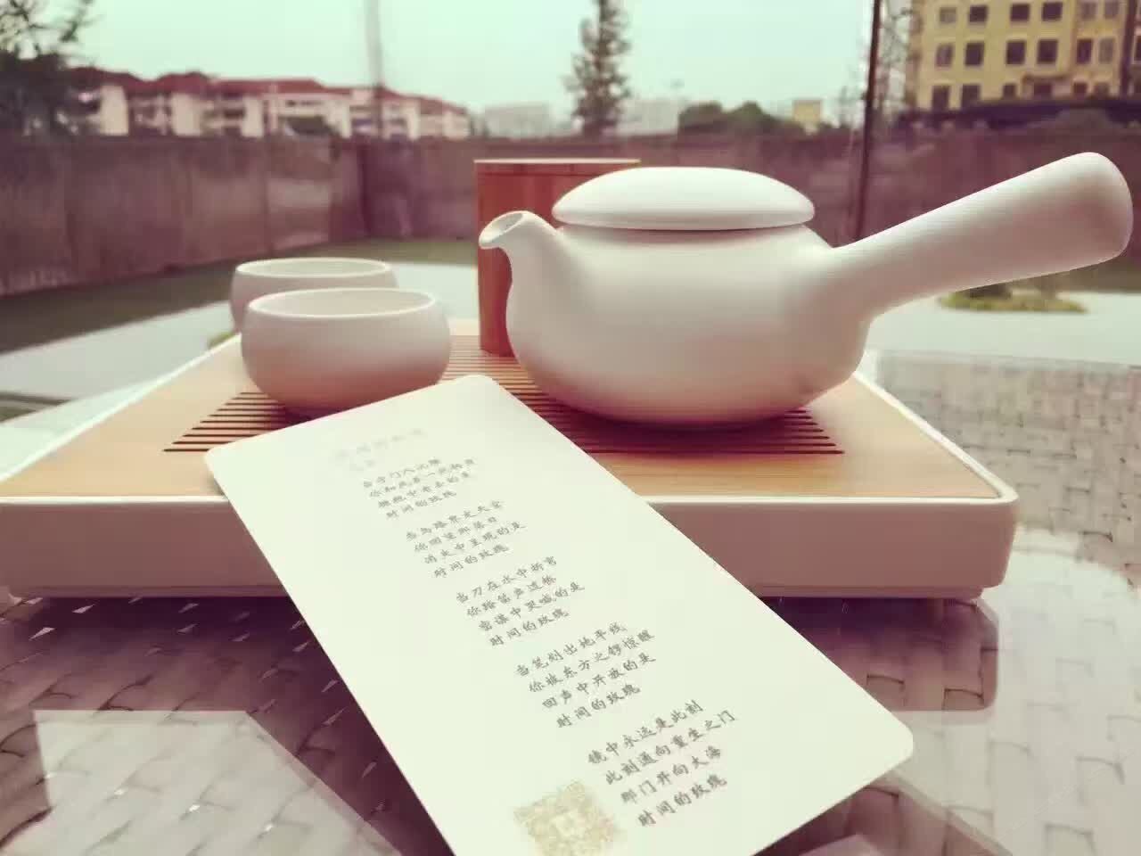 零压豪华大床房