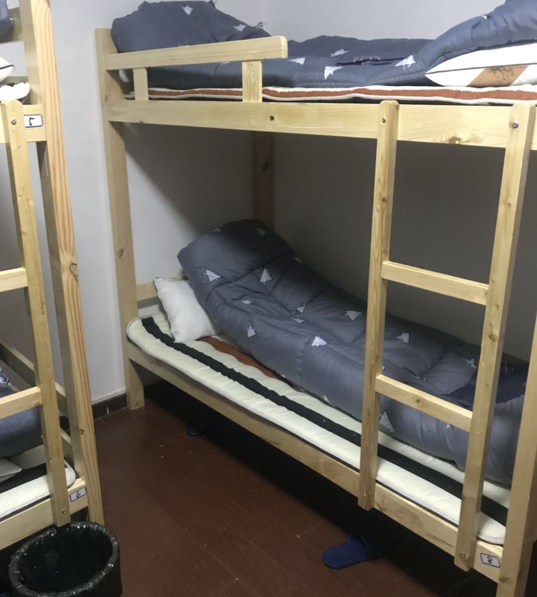 幸运王子2人间（床位）(公共卫浴)
