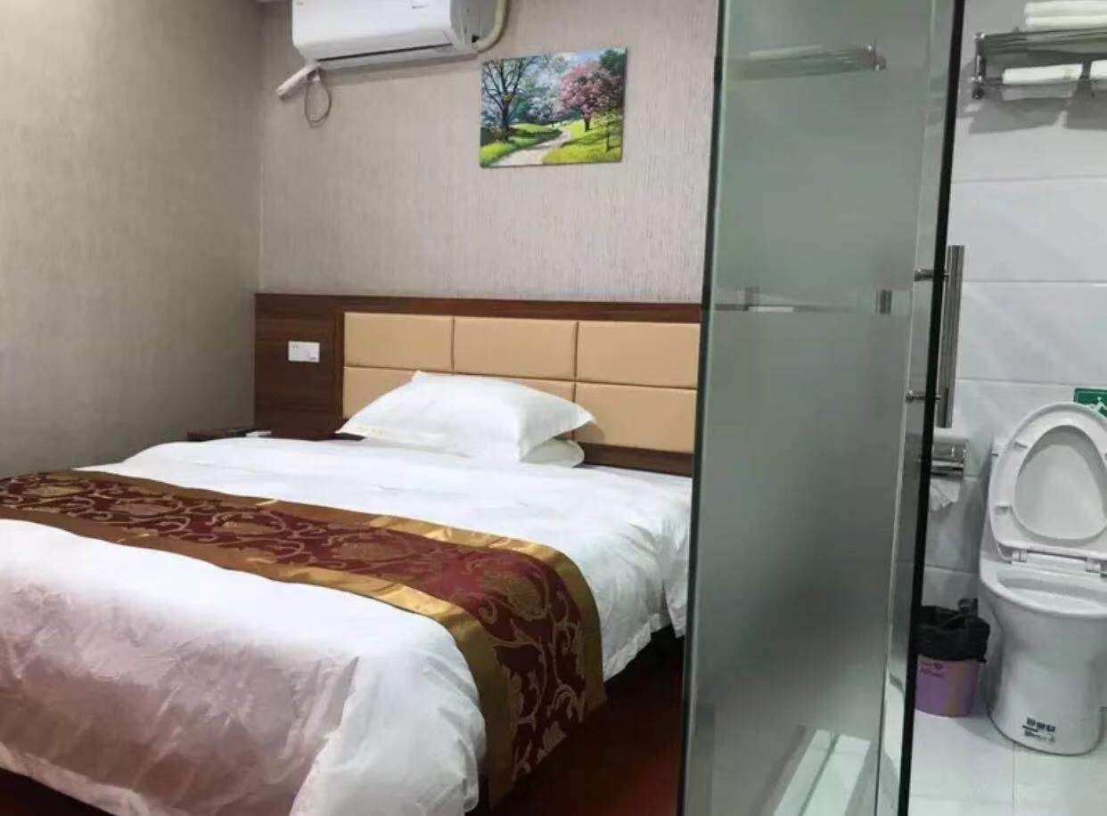 特惠大床房