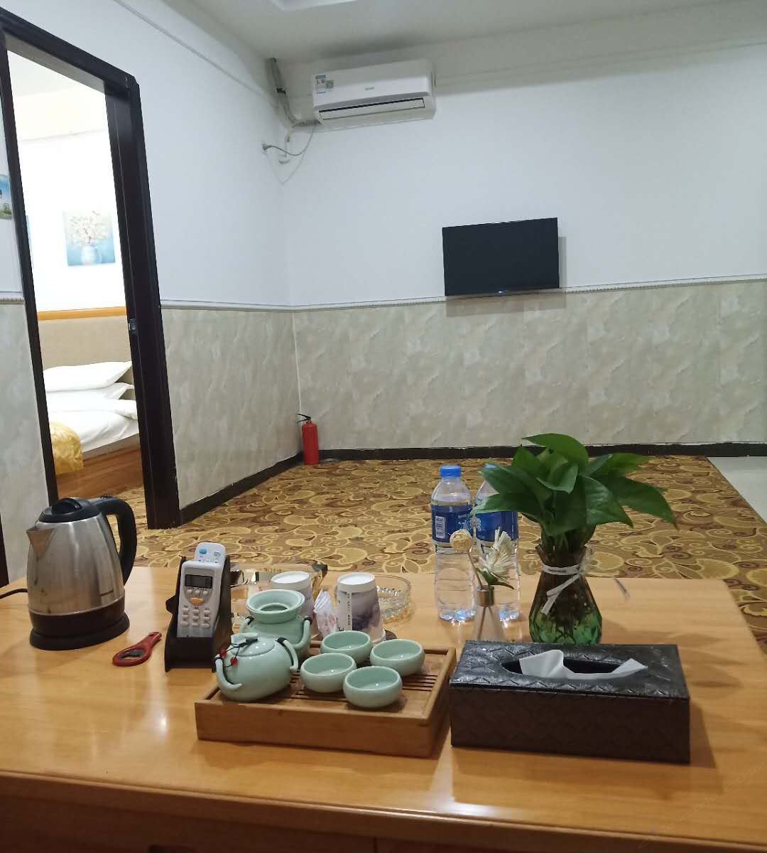 两室一厅套房