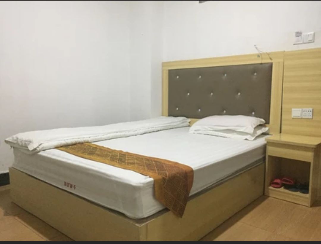 豪华大床房
