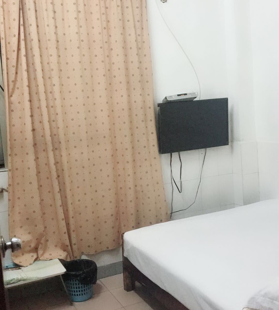 舒适大床房